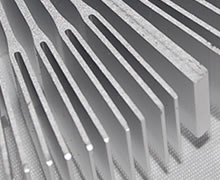 Intel�����N�[���[