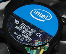 Intel�����N�[���[
