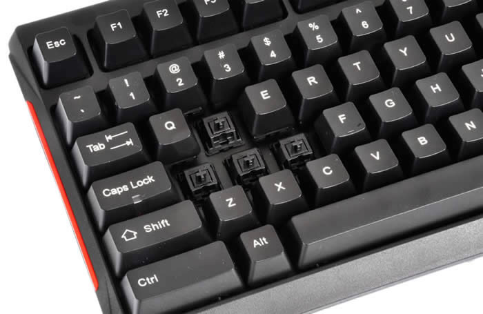 �m�����[�X] Thermaltake�ACherry�����̗p�R���p�N�g�Q�[�~���O�L�[�{�[�h Tt eSPORTS�uMEKA�v����