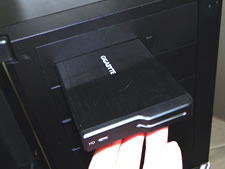 GIGABYTE