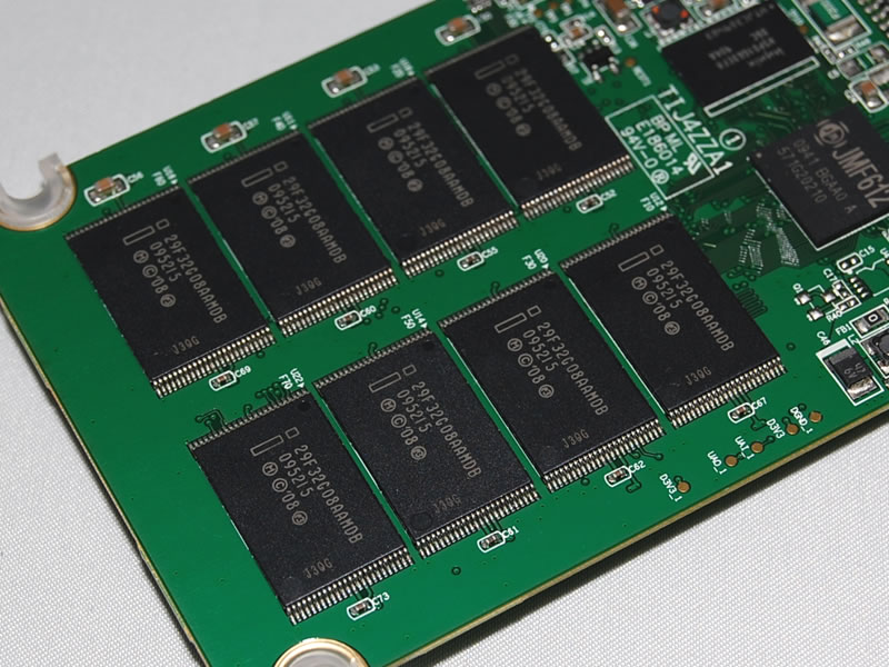 CORSAIR SSD