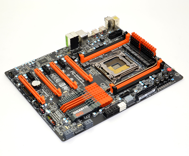 GA-X79-UD7