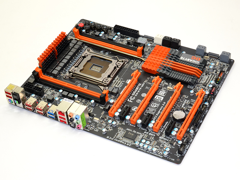 GA-X79-UD7