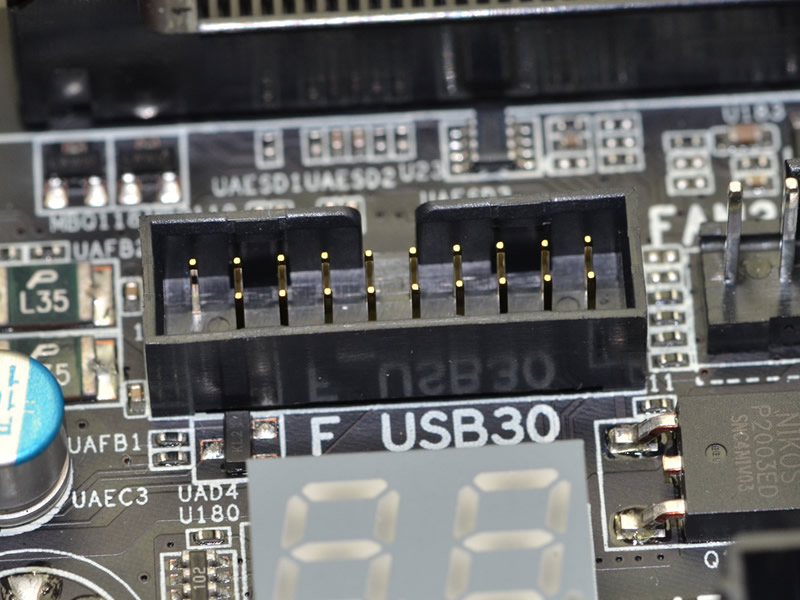 GA-X79-UD7