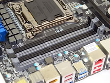 GA-X79-UD5