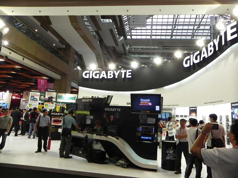 GIGABYTE