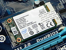 GIGABYTE