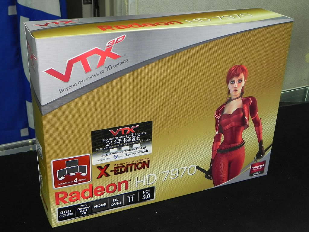 全モデルで「Ruby」イラストを採用するVTX3D製のグラフィックスカード。シンプルながら非常に個性のあるパッケージで、多数の製品が並ぶ陳列棚の中にあってもひと際目立つ