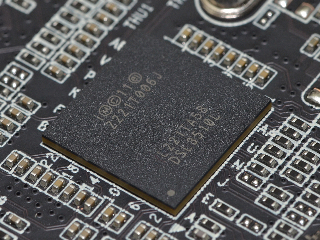 ThunderboltコントローラIntel「DSL3510L」