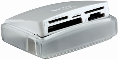 Lexar、25種類のフラッシュカードに対応したUSB3.0高速カードリーダー発売