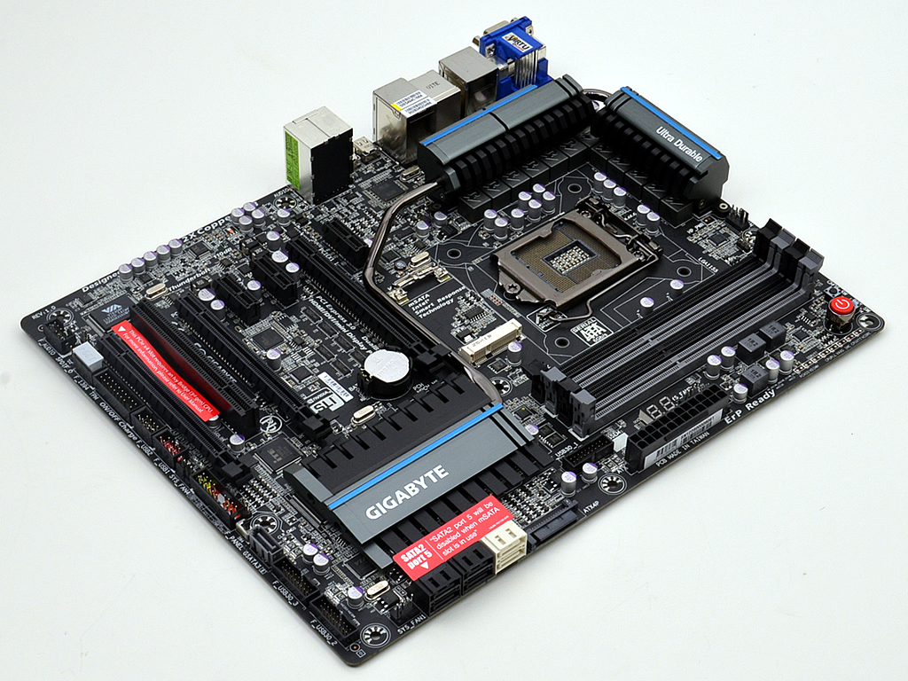 「Ultra Durable 5」準拠した上位モデル「GA-Z77X-UP5 TH」 市場想定売価税込24,000円前後（発売中）