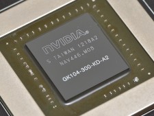 NVIDIAのアッパーミドル向けGPU GeForce GTX 660Ti。ハイエンドモデル同様、GK104コアを採用する