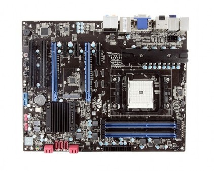 SAPPHIRE、豊富な拡張スロットをサポートするSocket FM2マザーボード「PURE PLATINUM A85XT」