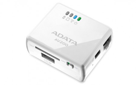 ADATA、SDカード/USBメモリリーダー内蔵無線アクセスポイント「DashDrive Air AV200」