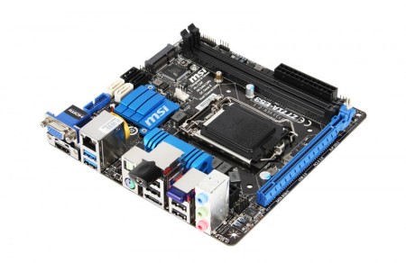 マザーボード 無線LANやBluetoothなど拡張性に優れるMini-ITXマザーボード