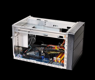 Core i5-3570KとGTX 660搭載のCube型ゲーミングPC、グッドウィル「REGALIA SZ77R5-i5k」