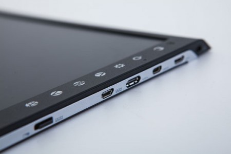 テックウインド、大容量バッテリー内蔵モデルなどUSBバスパワー動作のモバイル液晶に新モデル