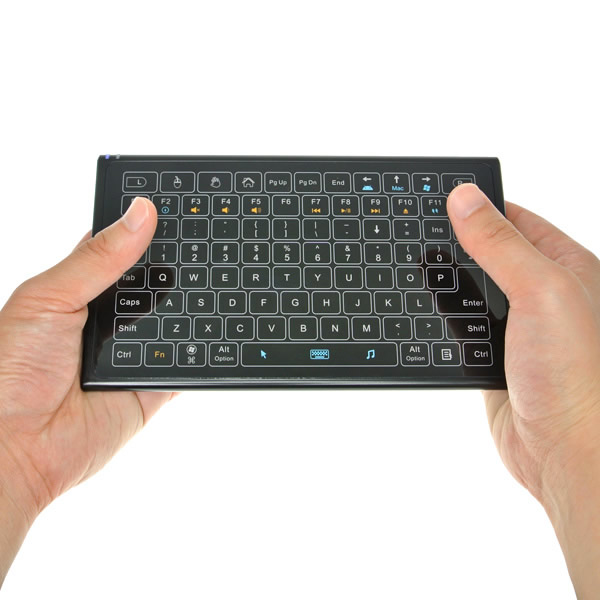 7インチタブレットサイズのBluetoothキーボードが上海問屋から発売中