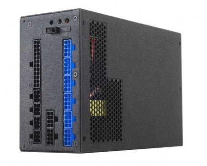 SilverStone、容量1350W、+12V 105AのSILVER認証電源「SST-ZM1350」など2機種