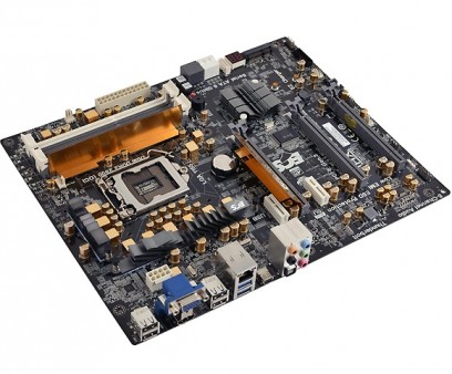ECS初のThunderbolt対応LGA 1155マザーボード、「Z77H2-A5X DELUXE」