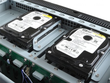 古き良きデータセキュリティサーバースタイル。Chenbro「SR112」シリーズ発表