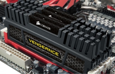 CORSAIR、X79環境に最適な容量32GBのクアッドチャンネルキットVENGEANCE「CMZ32GX3M4A1866C9」
