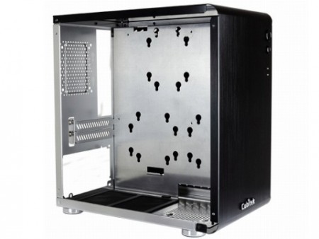 280mmのグラフィックスカードを搭載できるCube型Mini-ITXケース、Cubitek「Mini Cube」