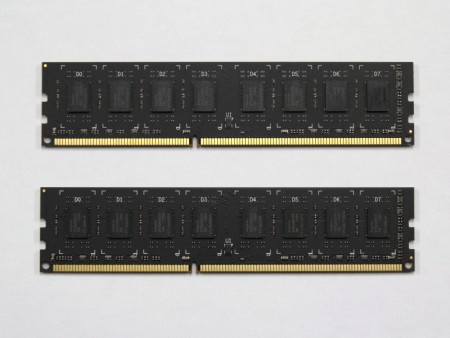 OCMEMORY、Hynix CFRチップ実装のDDR3-2400メモリ「OCM2400CL10D-8GBN」発売