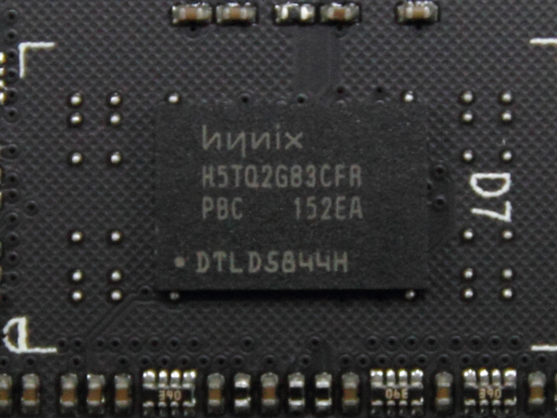 ICチップはHynix CFR製を実装する