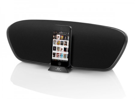 JBL、Lightningコネクタ搭載Bluetoothドックスピーカー「ONBEAT VENUE LT」シリーズ
