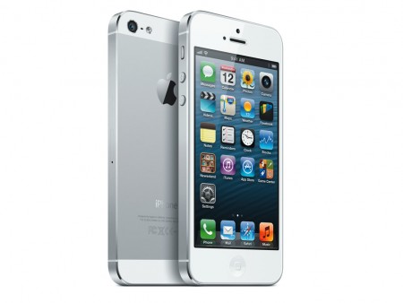 アップル、一部iPhone 5のバッテリー不良を発表。8月29日より「バッテリー無償交換プログラム」を開始