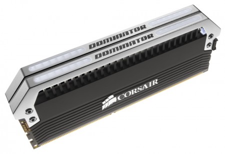 CORSAIR、Dominator Platinumシリーズ向けドレスアップツール「Dominator Platinum Light Bar Upgrade Kits」