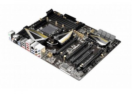 ASRock、高耐久コンポーネントで武装したプレミアムなAM3+マザーフラッグシップ「990FX Extreme9」リリース
