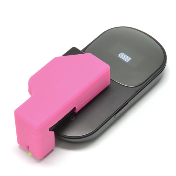 今までにないL字型モバイルバッテリー、JTT「PowerSkin KeyCharge」シリーズ