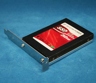長尾製作所、拡張スロット利用のSSDマウンタおよびファンステイ2種