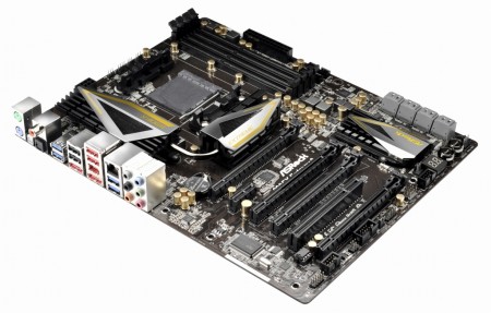 ASRock、Mini-ITX初のA85X採用Socket FM2マザーボード「FM2A85X-ITX」など2機種