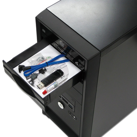 取っ手付きで使いやすい5.25インチベイタイプの小物入れ、アイネックス「BB-03」