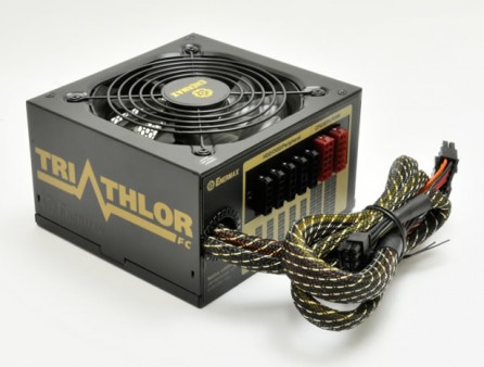 ツイスターベアリングファン搭載のモジュラー式電源、ENERMAX「TRIATHLOR FC」発売開始
