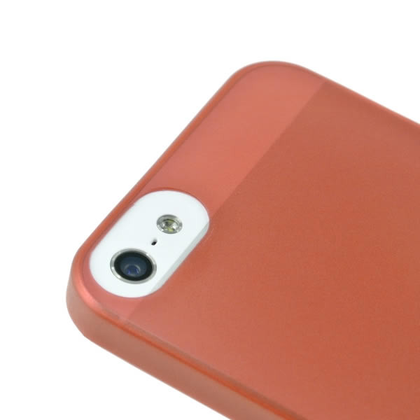 エバーグリーン、厚さ0.3mmの極薄iPhone 5背面カバー全6色発売