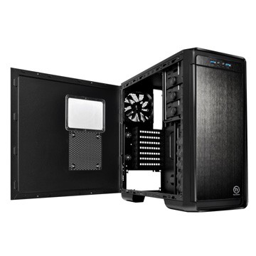 ブラッシュメタルフロントドア採用のシンプルミドルタワー、Thermaltake「Urban 21」