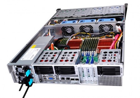 ASRock、18基のリムーバブルベイを備えたハイエンドサーバーベアボーン発表
