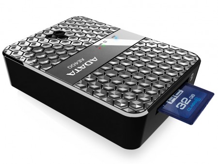 マスタードシード、5,000mAhバッテリ内臓のワイヤレスストレージリーダー、ADATA「AE400」発売