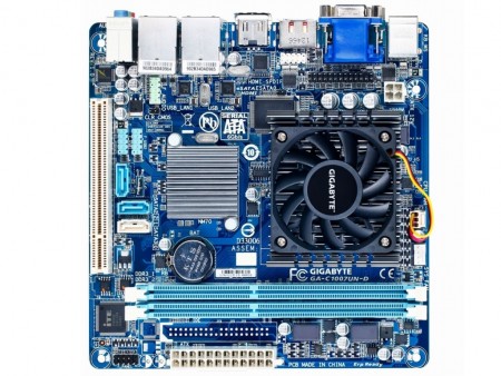 GIGABYTE、Ivy Bridge版Celeronを搭載したMini-ITXマザーボード「GA-C1007UN-D」