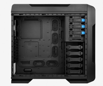 ブルーのアクセントがクールなフルタワーPCケース、Thermaltake「A71」発表