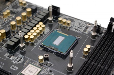 EK Water、殻割りIvy Bridgeを水冷化できる「EK-Supremacy」用マウンタキットを発売