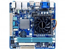 省電力Mini-ITXの新たな扉を開く、Ivy Celeron搭載マザーGIGABYTE「GA