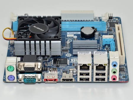 省電力Mini-ITXの新たな扉を開く、Ivy Celeron搭載マザーGIGABYTE「GA
