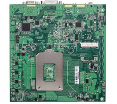 デュアルディスプレイ対応Q77 Expressチップ搭載Mini-ITXマザーボード、Axiomtek「MANO873」