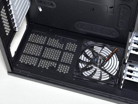 脈々と受け継がれたDNA。Fractal Design「Define XL R2」検証