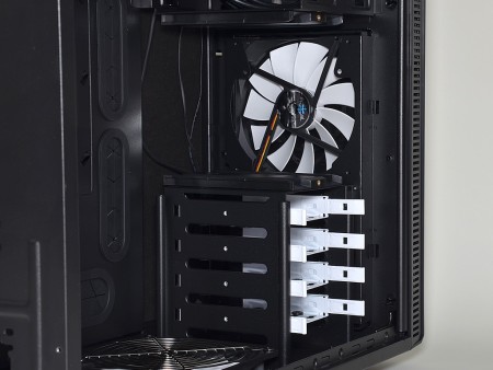 脈々と受け継がれたDNA。Fractal Design「Define XL R2」検証